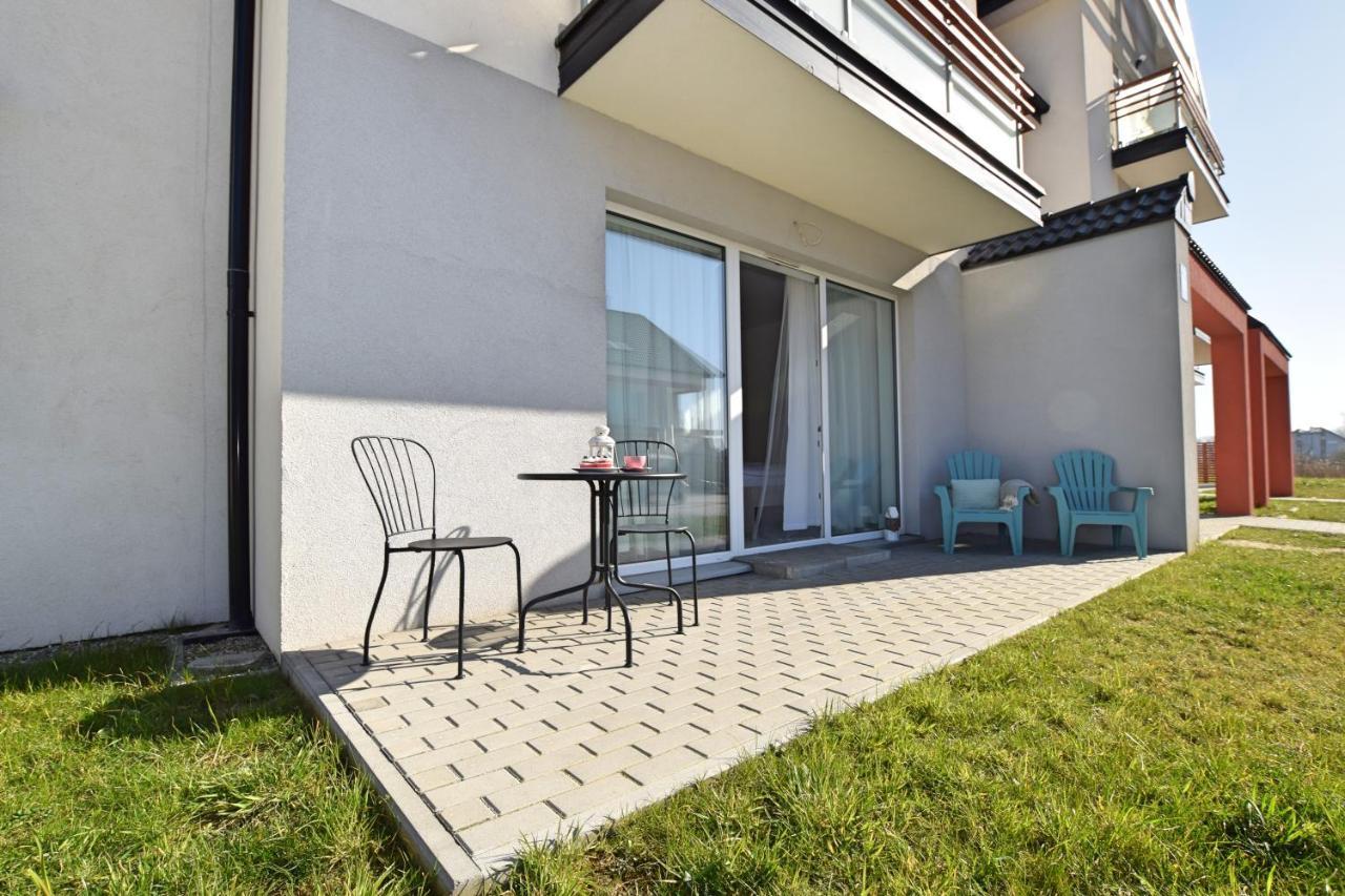 Mietowy Apartament Darlowko Esterno foto